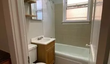 5 of 7 838 Sherman Ave Unit 14 Apartment for rent in Evanston, IL