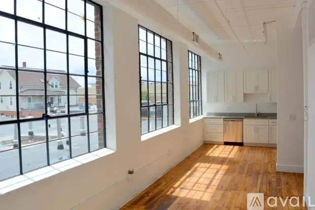 318 Lafayette St Unit 2A Apartment for rent in Pawtucket, RI