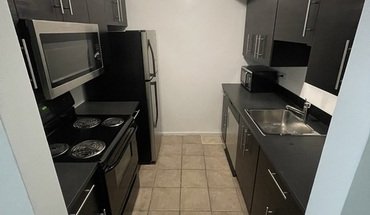 6147 Knoll Wood Ct Unit 101 Apartment for rent in Willowbrook, IL