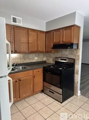 10446 Natoma Ave Unit 3 Apartment for rent in Chicago Ridge, IL