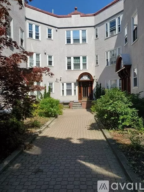 2 of 3 154 Magazine St Unit 1 Apartment for rent in Cambridge, MA