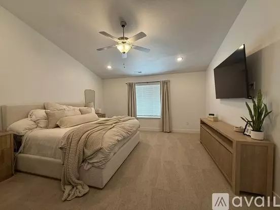 10826 N Black Shale Loop Apartment for rent in Highland, UT