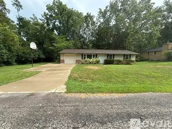 3945 Sloping Dr Apartment for rent in Bellbrook, OH 3945 Sloping Dr Apartment for rent in Bellbrook, OH