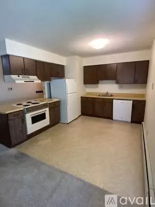 62 Northwood Dr Unit 4 Apartment for rent in Hiawatha, IA
