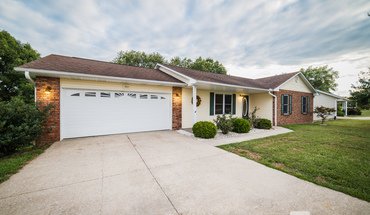 1801 Ridge Rd Apartment for rent in Jackson, MO