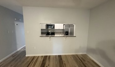 210 Virginia St Apartment for rent in Crestview, FL