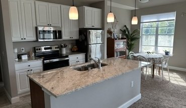 180 E Capitol Dr Unit 301 Apartment for rent in Hartland, WI