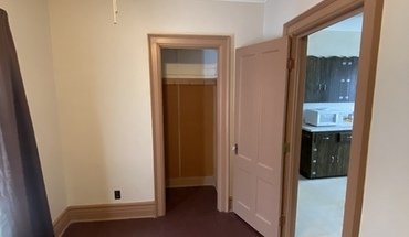4 of 12 28 Leamington Pl, Unit 2 Apartment for rent in Buffalo, NY
