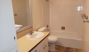 2 of 5 3506 NE 95th St Unit 303 Apartment for rent in Seattle, WA