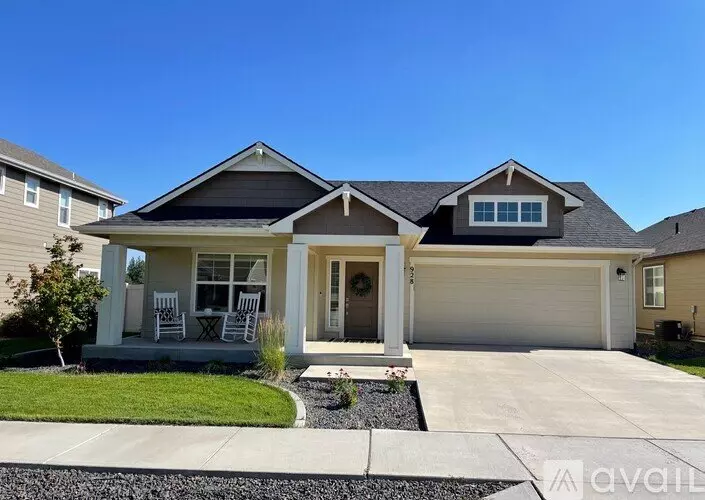 928 East Colbert Road House for rent in Colbert, WA