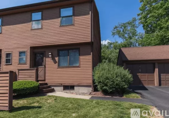 108 Cedar Knolls Dr Apartment for rent in Branford, CT 108 Cedar Knolls Dr Apartment for rent in Branford, CT