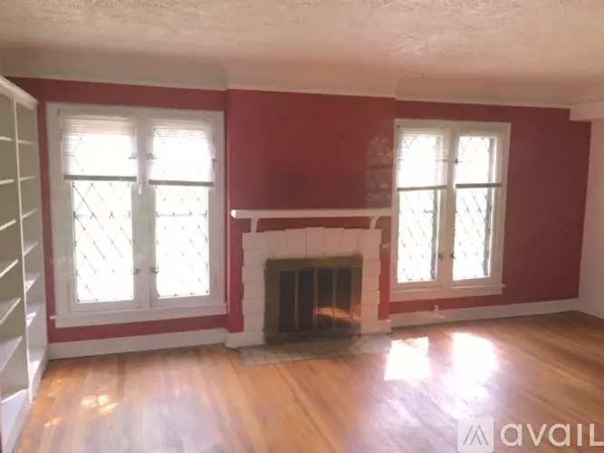 18323 Newell Rd, Unit 2 Apartment for rent in Shaker Heights, OH