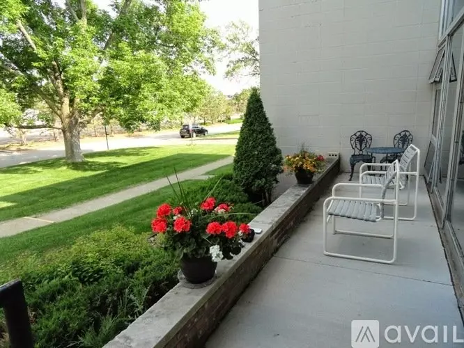 7000 Sandell Ave Unit 5 Apartment for rent in Minneapolis, MN