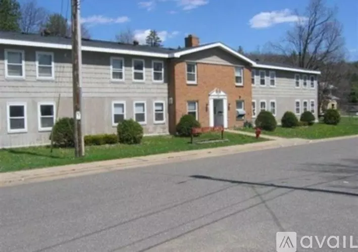 805 Vine Ct, Unit 18 Apartment for rent in Niagara, WI