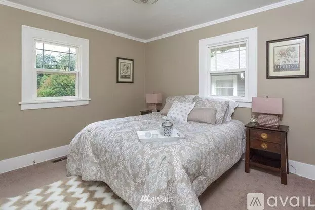 5317 7Th Avenue Northeast Apartment for rent in Seattle, WA