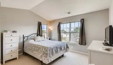 5 of 25 324 Laurel Avenue, Unit Na Apartment for rent in Des Plaines, IL