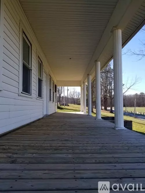 6 Cloverleaf Ln House for rent in Stuarts Draft, VA