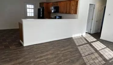 3 of 15 112 Elm Street, Unit B Apartment for rent in Newport, ME