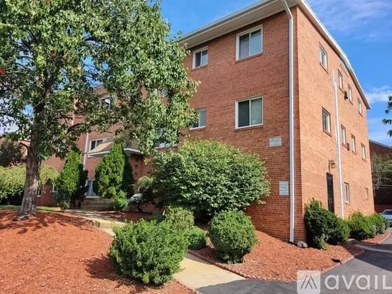 323 S Veitch St Unit 10 Apartment for rent in Arlington, VA
