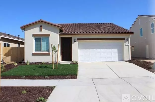 717 Suzanne Dr Apartment for rent in Merced, CA