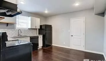 2 of 15 220 East Tompkins Street, Unit 1 Apartment for rent in Columbus, OH