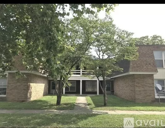 1004 Seminary Street, Unit 10 Apartment for rent in Vincennes, IN