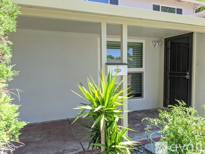 Willow Glen Duplex Apartments San Jose, CA