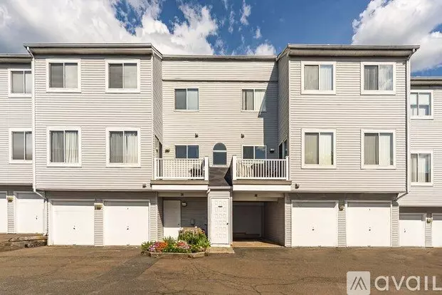 39 Stephen Barberino Way, Unit 39 Apartment for rent in Wallingford, CT