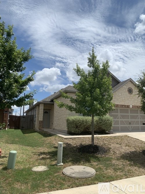 2,595 4 Bedroom 2 Bathroom House In Del Valle With Great Amenities