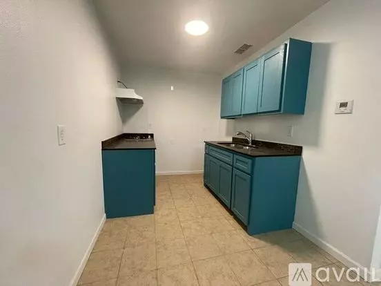 521 E Sprague St, Unit 7 Apartment for rent in Edinburg, TX