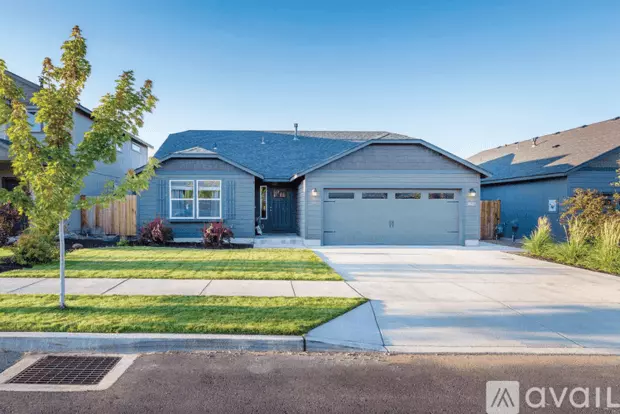 3647 Southwest Pumice Avenue Apartment for rent in Redmond, OR
