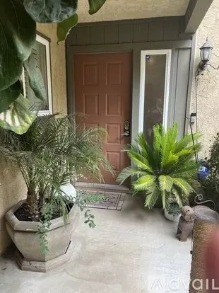 322 Oakwood St Apartment for rent in Ventura, CA