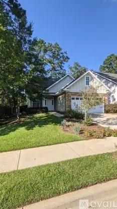 1633 Shadowmoss Avenue Apartment for rent in Tallahassee, FL