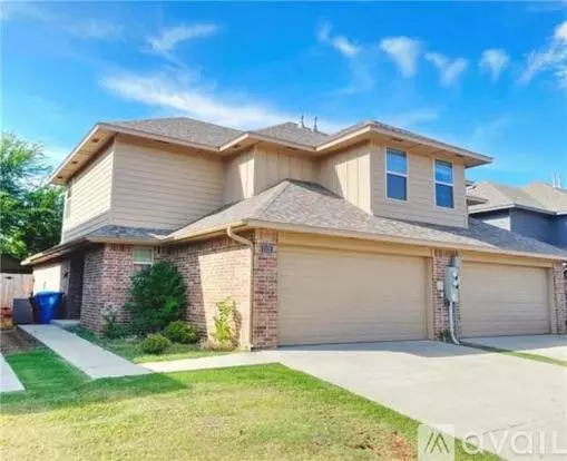 2117 Buena Vida Ln Apartment for rent in Edmond, OK