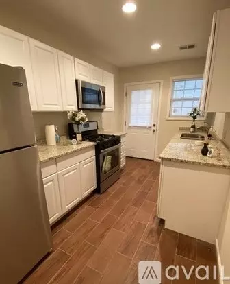 664 River Bend Dr, Unit 2 Apartment for rent in Jonesboro, GA