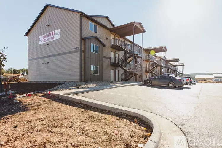 7275 Independence Loop, Unit 4 Apartment for rent in Summerset, SD