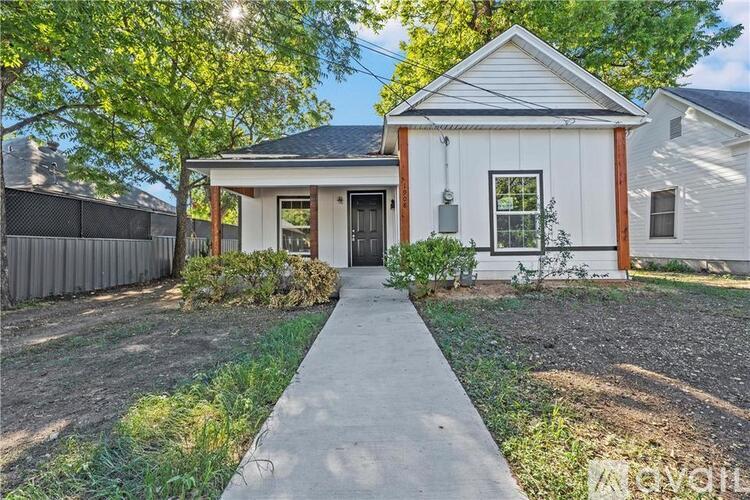 1908 Ross Avenue Waco, TX Apartment for Rent