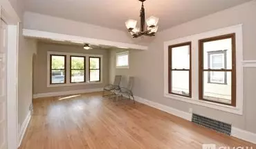 3 of 17 1567 S 77Th St House for rent in West Allis, WI