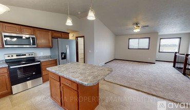 1411 Kayla Pl Unit 2 Apartment for rent in Harrisburg, SD