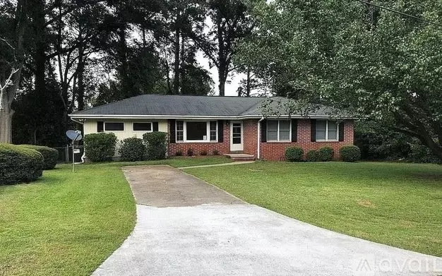 2739 Gwinnett Drive Apartment for rent in Macon, GA