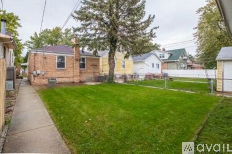 8741 Lyndale Street River Grove, IL Apartment for Rent