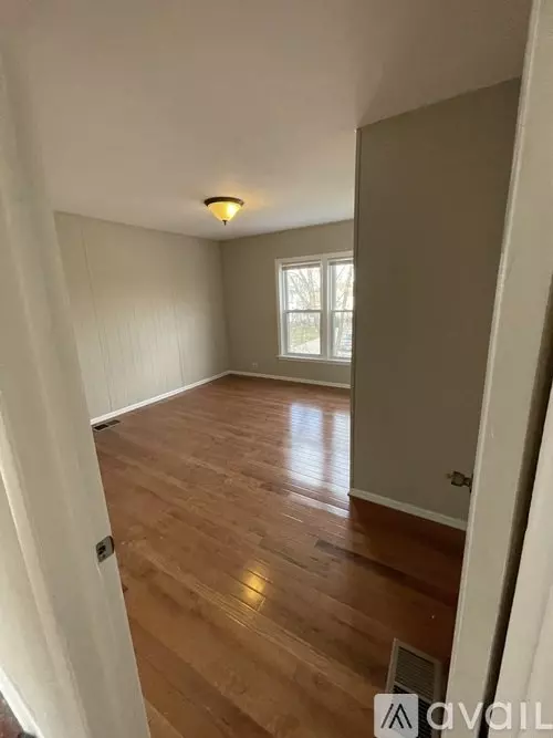 320 N 7Th Ave Unit 2 Apartment for rent in Maywood, IL