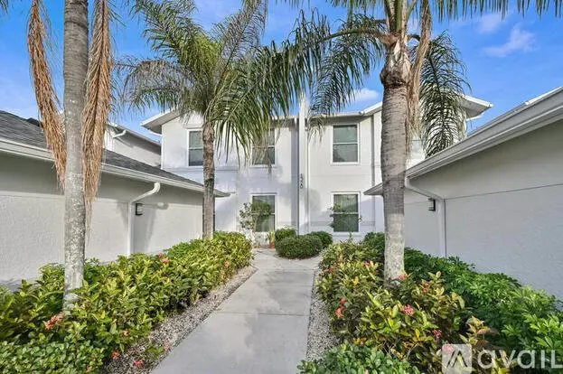 1320 Charleston Square Dr Unit 204 Apartment for rent in Naples, FL