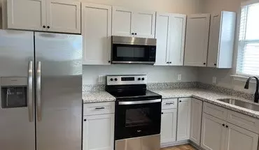 3 of 14 507 Center St Unit B Apartment for rent in Arabi, LA