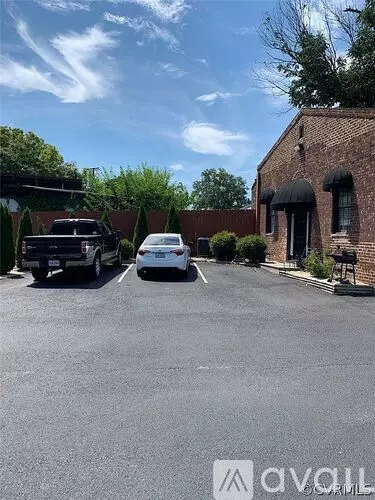 225 N South St Unit 4 Apartment for rent in Petersburg, VA