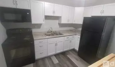 3 of 17 909 7th St Unit 3 S Apartment for rent in La Crosse, WI