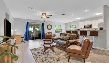 3 of 36 Feiffer Cir House for rent in Sarasota, FL
