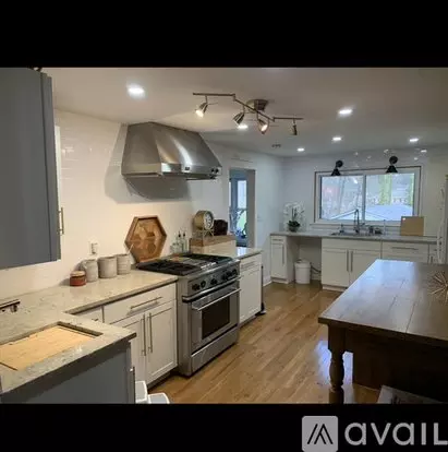 2513 Henderson Rd Apartment for rent in Tucker, GA