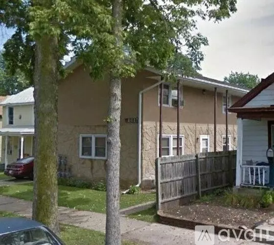 1615 10th St Unit 1 Apartment for rent in La Crosse, WI