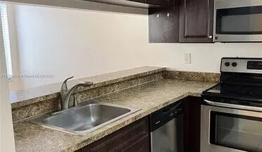 3 of 8 1104 Glenmoor Dr Unit 1104 Apartment for rent in West Palm Beach, FL